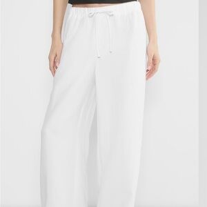 Women's White Aritzia’s Drawstring Pants